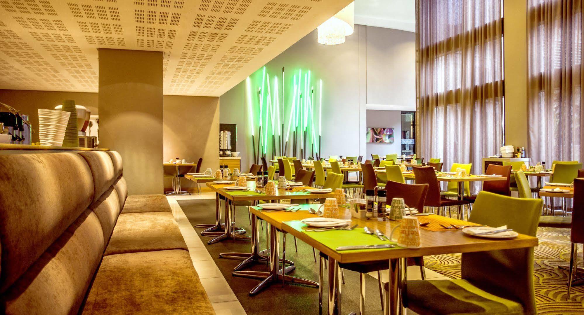 Hotel Garden Court Umhlanga 3*